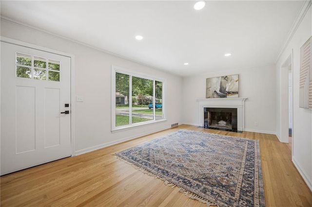 4121 W 54th Street, Roeland Park, KS 66205