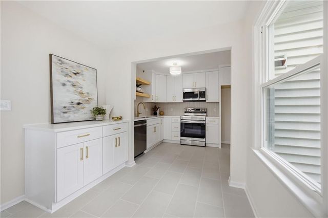 4121 W 54th Street, Roeland Park, KS 66205