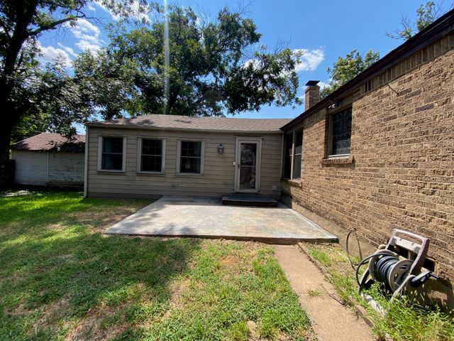 4109 Pershing Avenue, Fort Worth, TX 76107