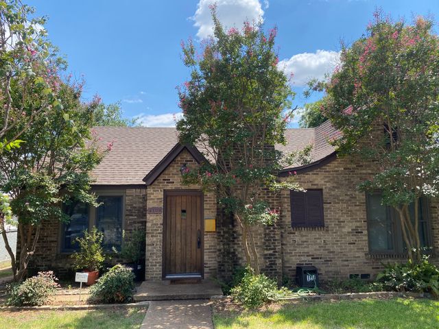 4109 Pershing Avenue, Fort Worth, TX 76107