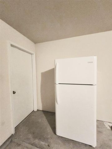 5427 Seabird Street, Baytown, TX 77521