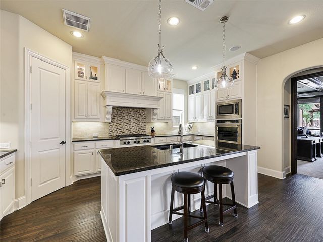 3644 Benchmark Lane, Frisco, TX 75034