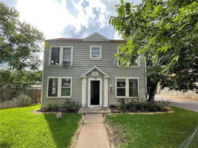 3205 Helms ST 201, Austin, TX 78705