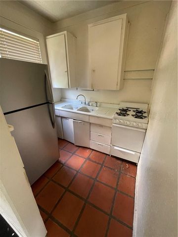 3205 Helms ST 201, Austin, TX 78705