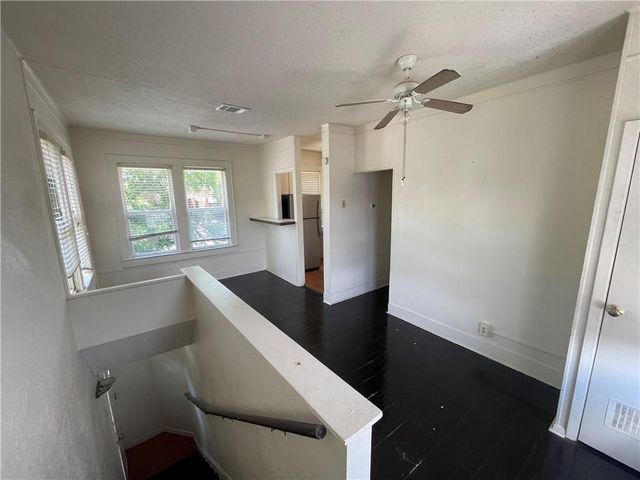 3205 Helms ST 201, Austin, TX 78705