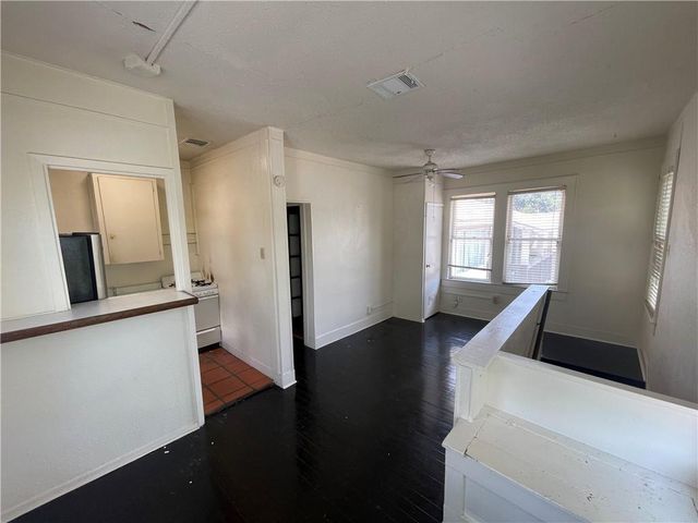 3205 Helms ST 201, Austin, TX 78705