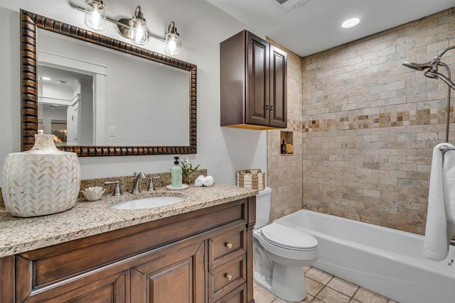 3617 Northwest Parkway, University Park, TX 75225