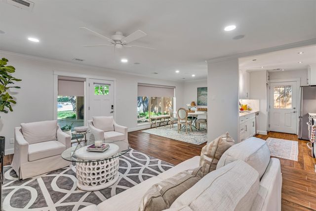 3617 Northwest Parkway, University Park, TX 75225