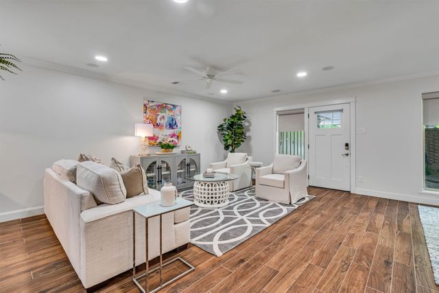 3617 Northwest Parkway, University Park, TX 75225