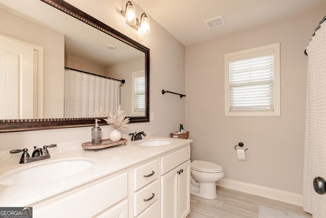 616 Woods Edge Way, Warner Robins, GA 31088