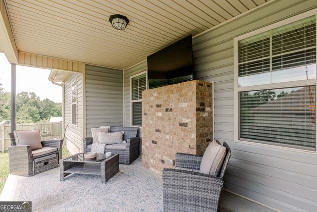 616 Woods Edge Way, Warner Robins, GA 31088