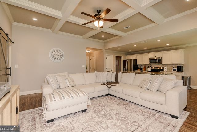 616 Woods Edge Way, Warner Robins, GA 31088