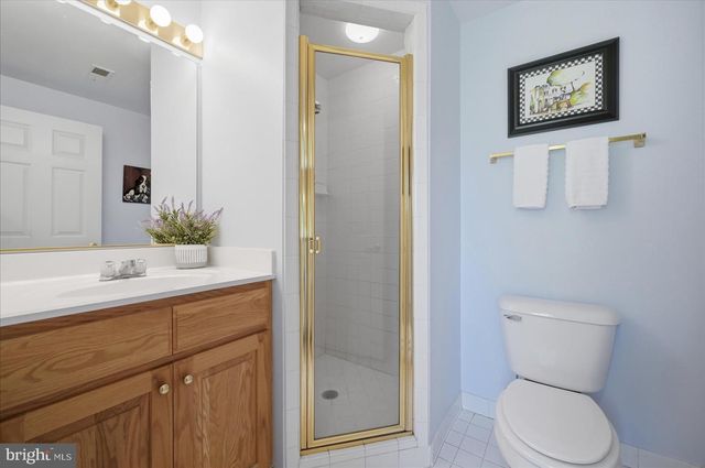 12282 ENFIELD LN, Lovettsville, VA 20180