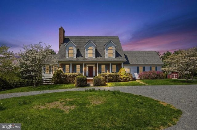 12282 ENFIELD LN, Lovettsville, VA 20180
