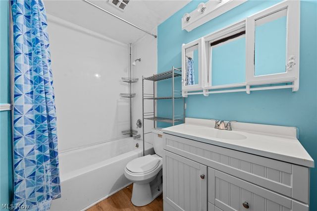 4382 W 189th Street, Cleveland, OH 44135