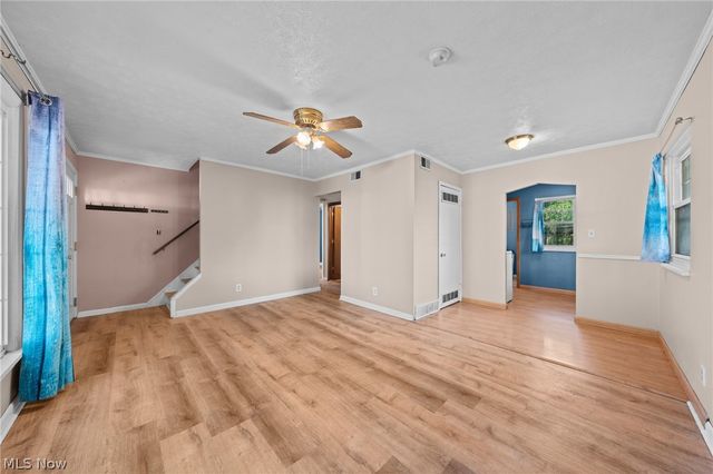 4382 W 189th Street, Cleveland, OH 44135