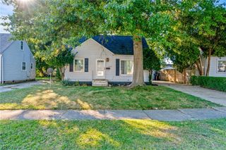 4382 W 189th Street, Cleveland, OH 44135