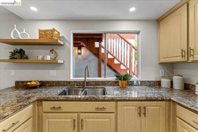 858 Coral Ridge Circle, Rodeo, CA 94572