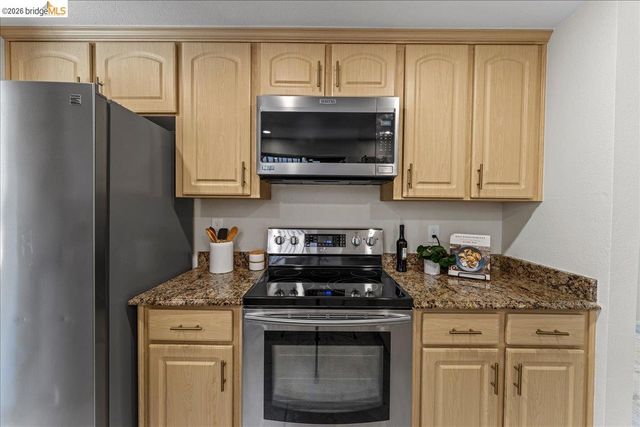 858 Coral Ridge Circle, Rodeo, CA 94572