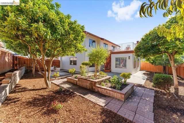 858 Coral Ridge Circle, Rodeo, CA 94572