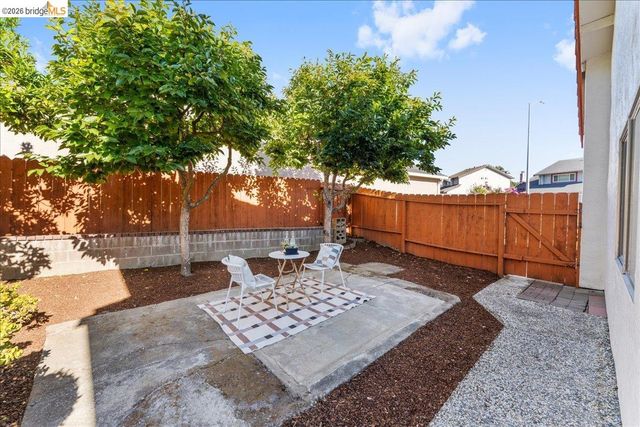 858 Coral Ridge Circle, Rodeo, CA 94572