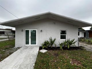 4429 SW 21st Street Front, West Park, FL 33023