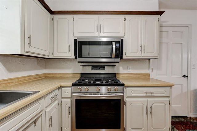 621 Cherry, Yukon, OK 73099