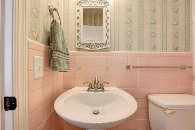 621 Cherry, Yukon, OK 73099