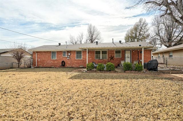 621 Cherry, Yukon, OK 73099