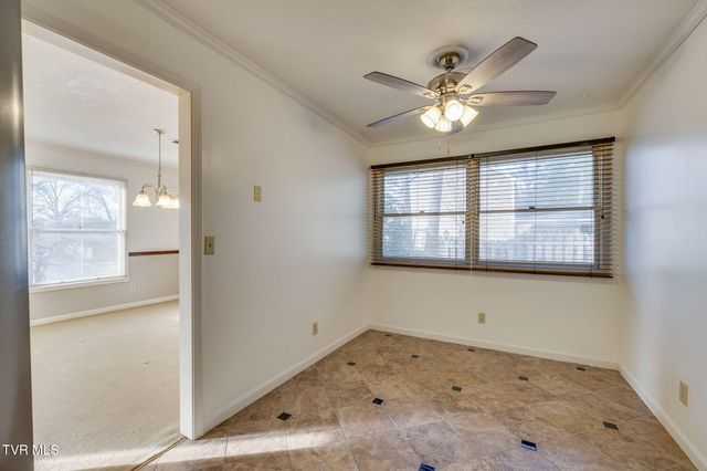 1019 Somerset Drive, Johnson City, TN 37604