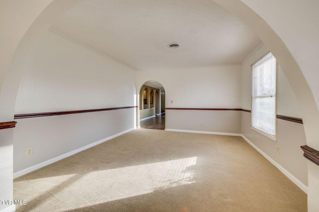 1019 Somerset Drive, Johnson City, TN 37604