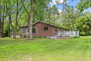 39665 8th Avenue, North Branch, MN 55056