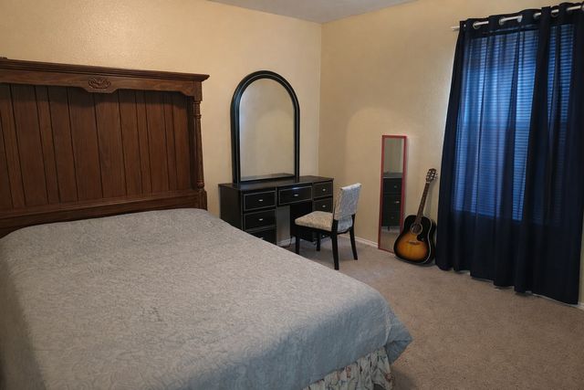 3819 Kiest Valley Court, Dallas, TX 75233