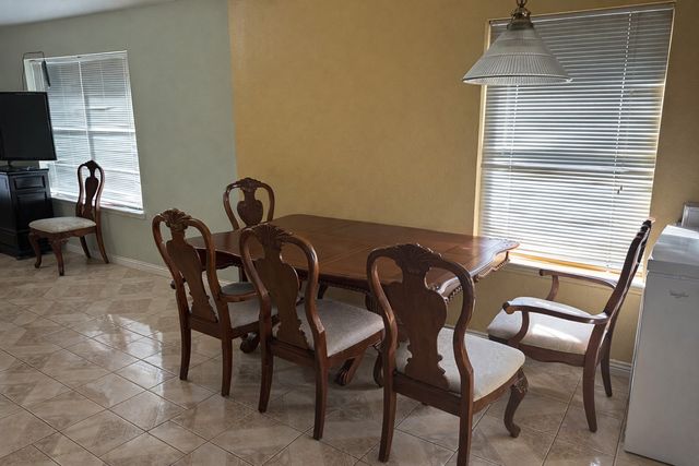 3819 Kiest Valley Court, Dallas, TX 75233