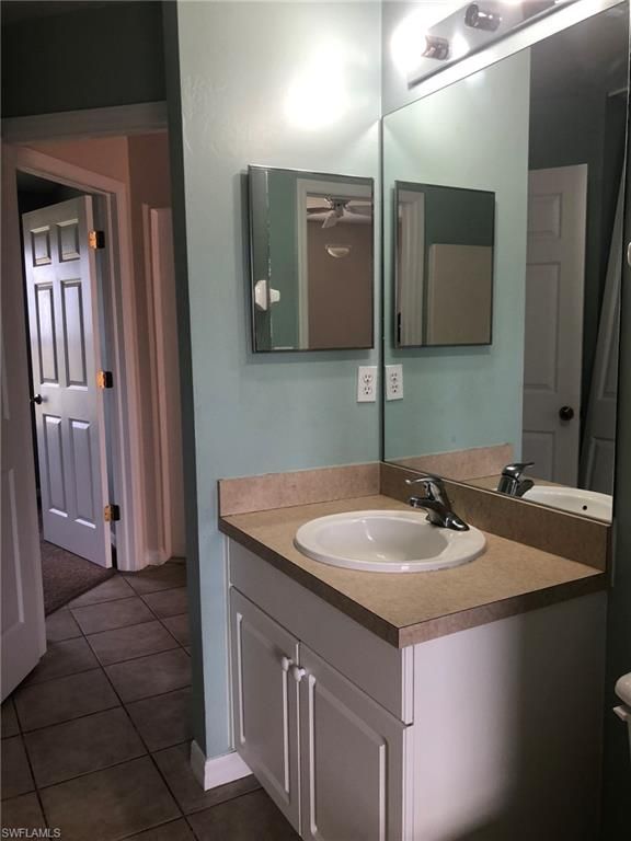 Image 21 of property listing at 1004 NW 7th AVE, Cape Coral, FL 33993