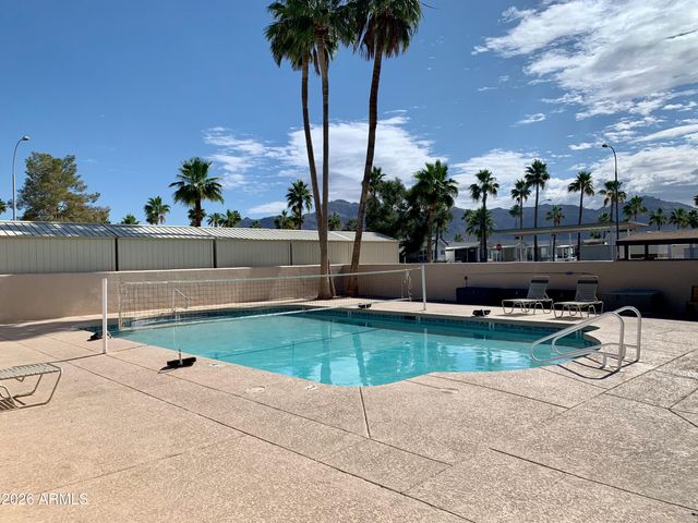 922 NICKEL Drive, Apache Junction, AZ 85119