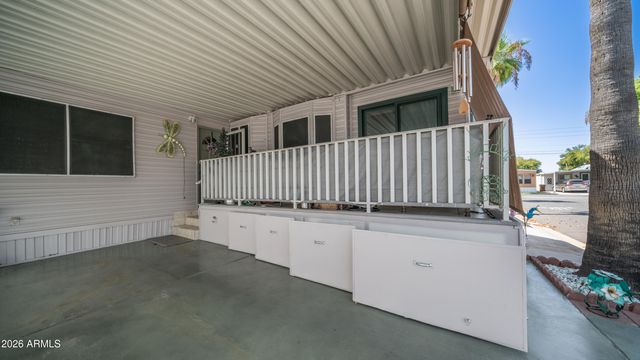 922 NICKEL Drive, Apache Junction, AZ 85119