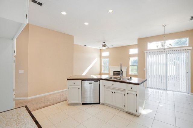9063 Old Creek Dr, Elk Grove, CA 95758
