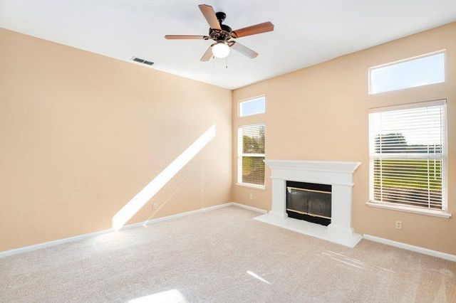 9063 Old Creek Dr, Elk Grove, CA 95758