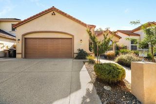 9063 Old Creek Dr, Elk Grove, CA 95758
