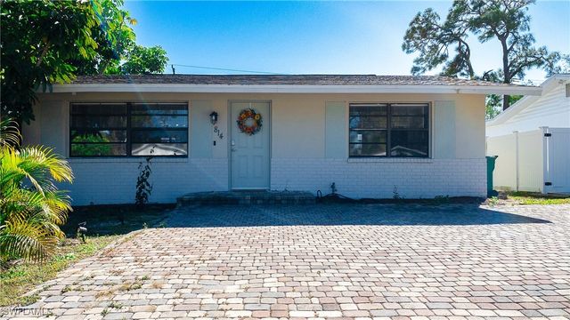 814 109th AVE N, Naples, FL 34108