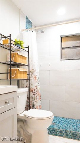 814 109th AVE N, Naples, FL 34108