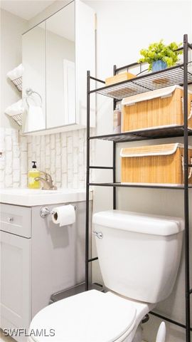 814 109th AVE N, Naples, FL 34108