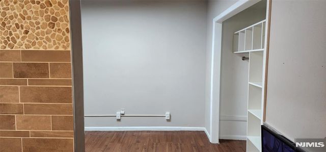 211 Broad Avenue 203, Palisades Park, NJ 07650