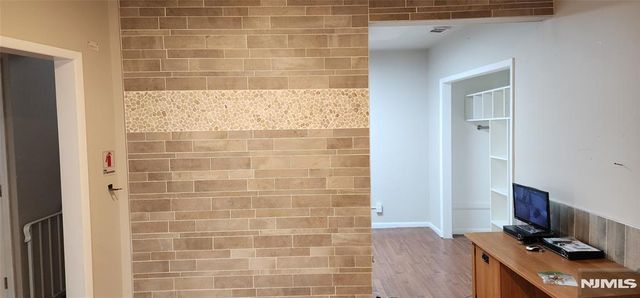 211 Broad Avenue 203, Palisades Park, NJ 07650