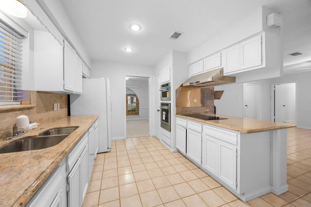 2335 Eaglerock Drive, Houston, TX 77080