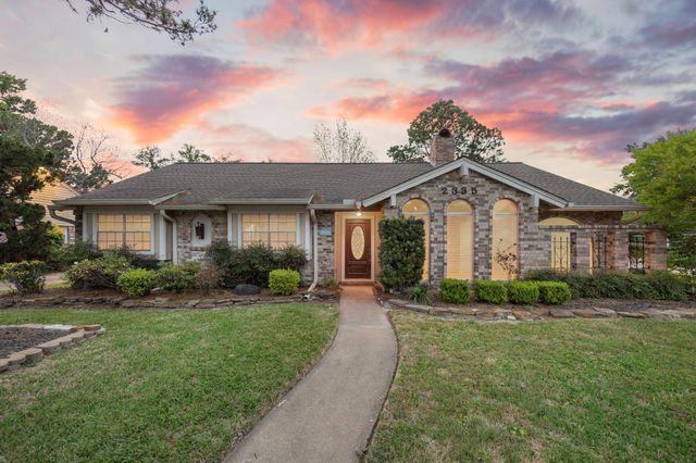 2335 Eaglerock Drive, Houston, TX 77080