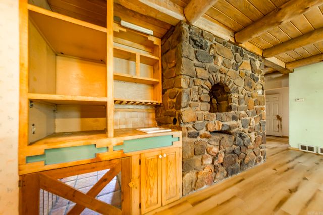 3754 Freehill Road, Bismarck, AR 71929