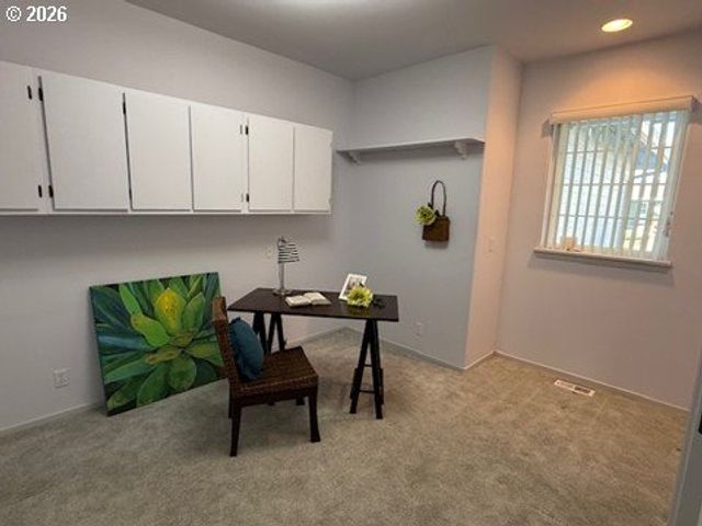 937 S St, Springfield, OR 97477