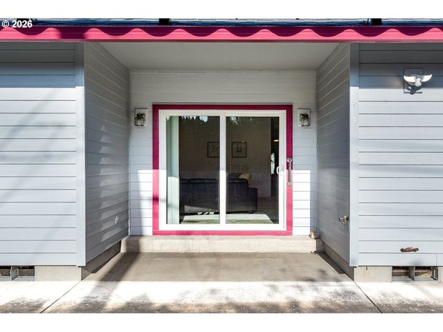 937 S St, Springfield, OR 97477